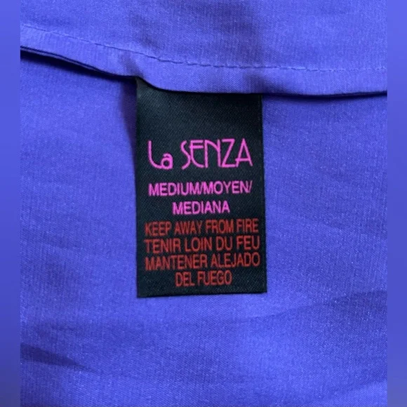 La Senza Silk Robe
💜 3 for $30💜 - Picture 5 of 6